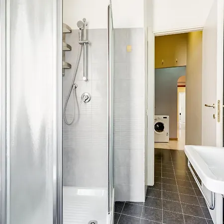 Bdc - Kingdom 5-bdr In Termini Appartement Rome